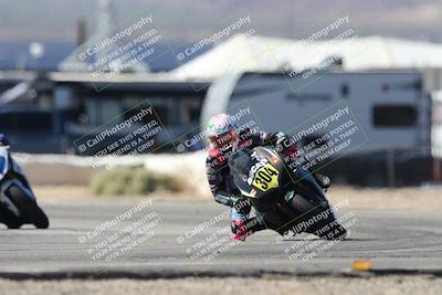 media/Oct-05-2025-CVMA (Sun) [[beeef4f201]]/Race 5-Amateur Supersport Open (Holeshot)/